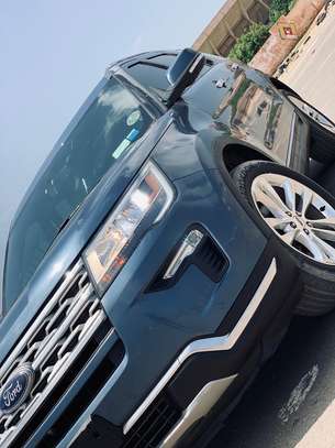 Ford Expolorer 2018 image 8