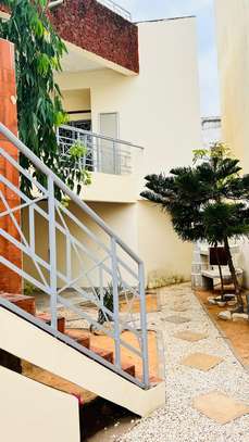 A louer - Villa R+2 Hann Mariste - 8 chambres, image 9