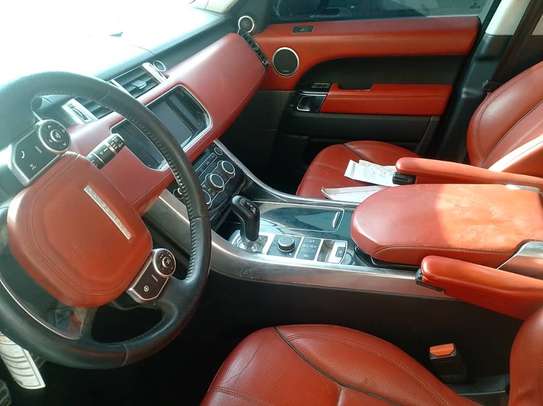 Range rover supercharged V6 Essence image 7
