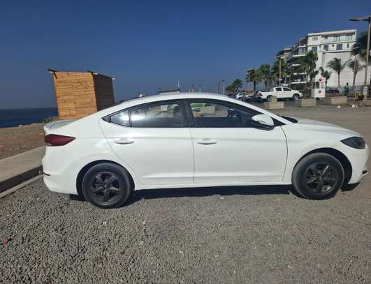 Hyundai Avante 2017 image 6