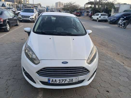 Ford fiesta 2015 image 1