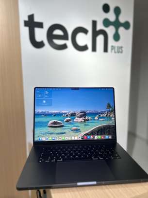 MacBook Pro 2024 16 Pouces - M4 Pro | 24GB RAM | 2 Téra image 1