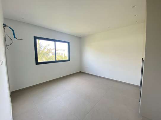Superbe appartement (Neuf) 3 chambre à Fann Résidence image 6