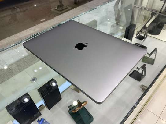 MacBook Pro TouchBar i5 8Go 500Go 2020 image 3