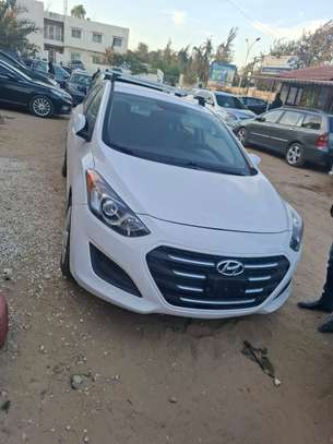 Hyundai Elantra GT 2016 image 2