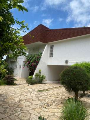 Villa a loué a Ouakam à la cité africa corniche image 7