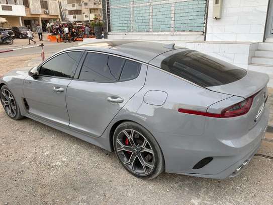 KIA STINGER image 3