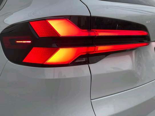 BMW X5 image 8