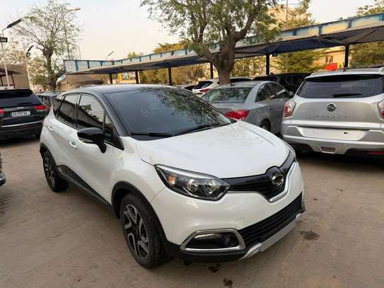 LOCATION RENAULT QM3 image 7