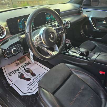 Mercedes Benz a 180 image 10