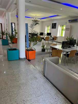 villa à louer almadies image 4