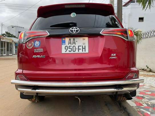 TOYOTA RAV4 2017 image 14