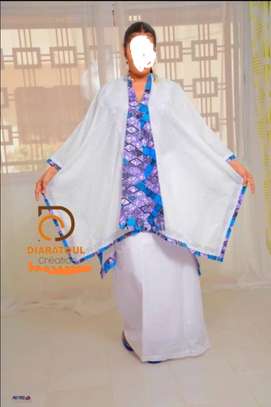 MINI GRAND BOUBOU avec WAX Avenue Bourguiba Expat Dakar
