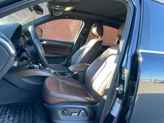 Audi Q5 2015 image 7