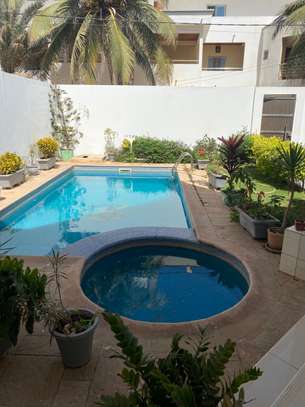 VILLA R+2 AUX ALMADIES NGOR WASSIYA image 2