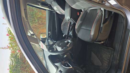 A vendre Pick-up 4X4 Foton tunland G7 Elite image 10