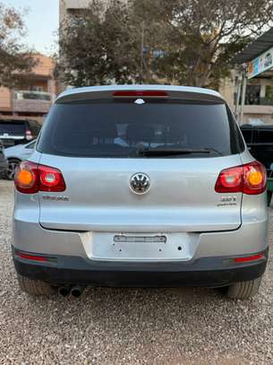 Volkswagen TIGUAN image 10