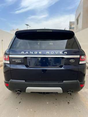 Range Rover sport image 7