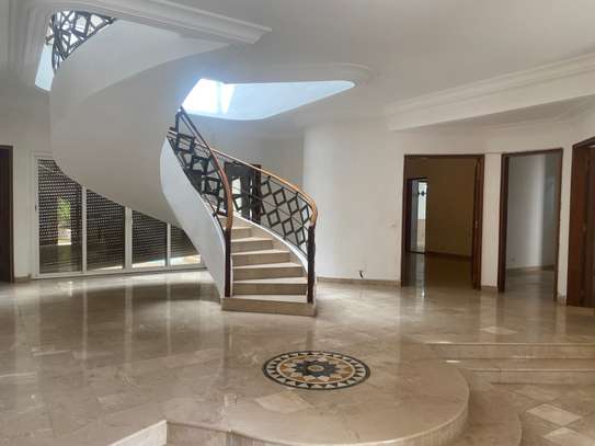 Villa à louer au Almadies vers King fath image 5