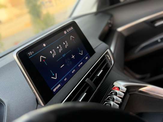 Peugeot 4008 2018 image 12