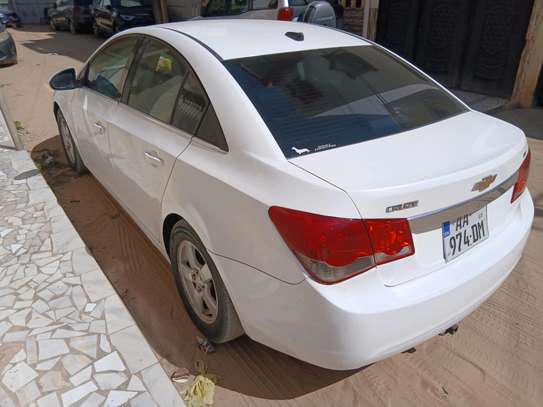 Chevrolet Cruze image 5