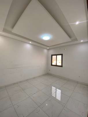Appartement grande standing à louer à Nord foire ! image 4