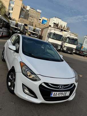 Hyundai elentra Gt année 2013 full option image 2