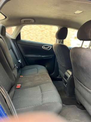 Nissan Sentra image 5