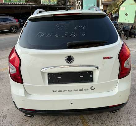 Ssangyong Karando 2016 image 10
