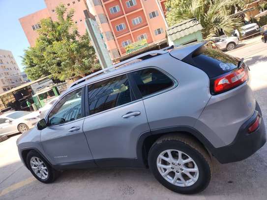 Jeep Cherokee 2015 image 11
