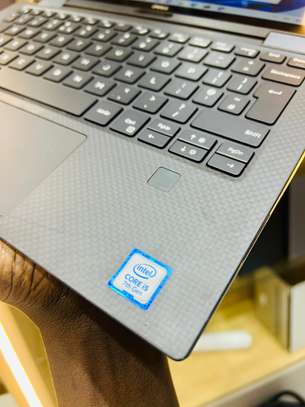 Dell XPS 13 (9365) | 7e Gen image 3