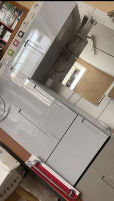 Meuble salle de bain avec miroir image 3