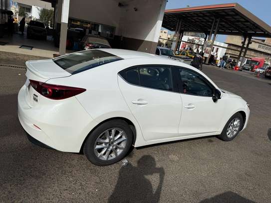 Mazda 3 image 7