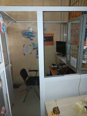 Guichet vitrine image 1