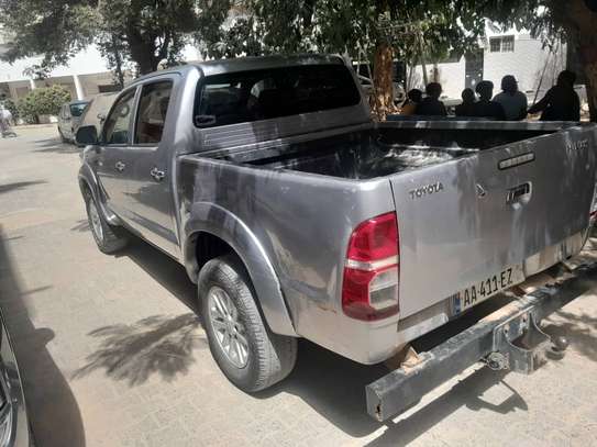 Toyota Hilux image 10