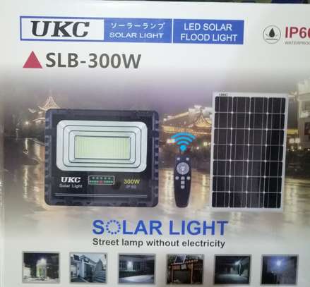 UKC SLB-100W LAMP SOLAIRE image 1