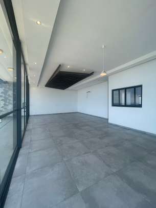 Magnifique F4 à louer vue imprenable sur la mer image 4