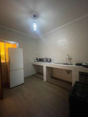 F2 à louer avec les meubles à liberté 6 extension image 10