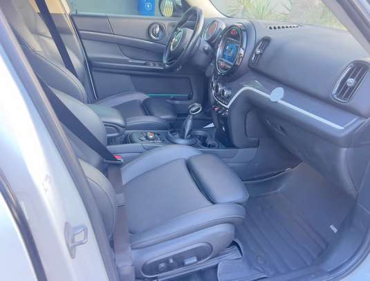 Mini Cooper  Countrymane S ALL4 année 2018 image 10