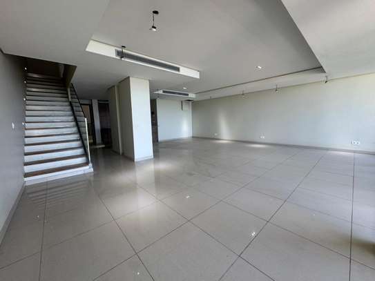 Duplex à louer à fann résidence image 10
