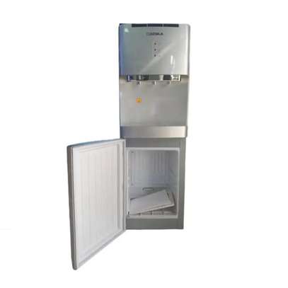 FONTAINE DESKA AVEC FRIGO WD-15FOM image 1