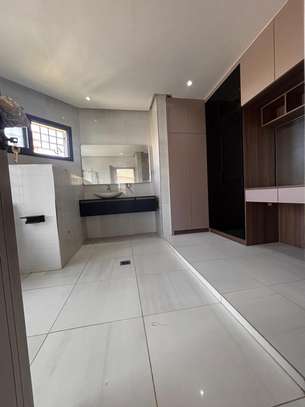 VILLA SDANDING image 13