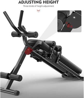 Machine d'entraînement pour les abdominaux image 2