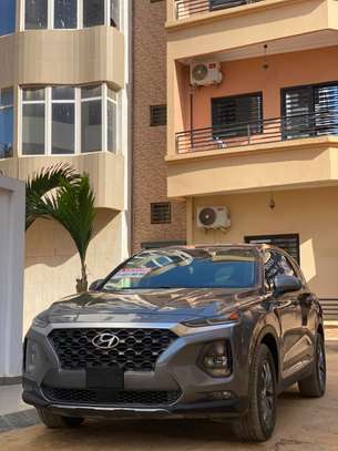 Hyundai Santa Fe 2019 image 1