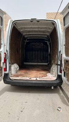 Renault master image 4