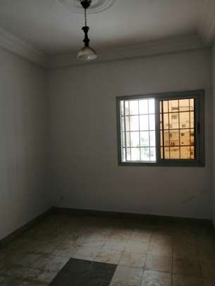 Appartement F4 au 4e étage à Liberté 6 extension image 10