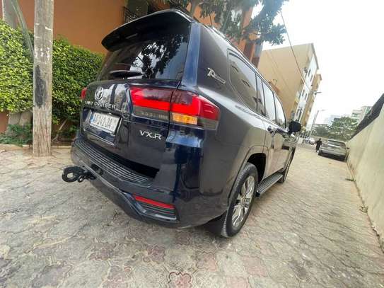 TOYOTA LAND CRUISER 2023 image 8