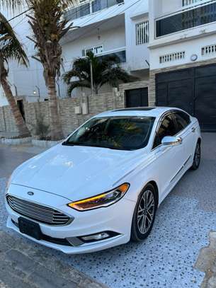 FORD FUSION SE 2018 image 3
