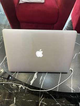 MacBook Pro Retina 15 2015 image 4