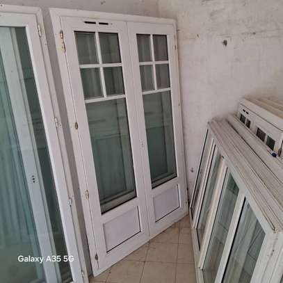 Porte salon ou balcon pvc antibruit double vitrage image 4